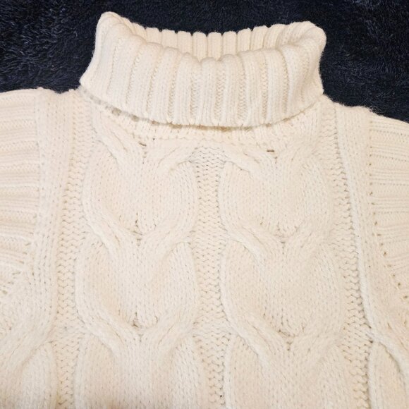 Forever 21 Women's White Sleeveless Sweater Vest High Collar Cable Knit Size S - Picture 2 of 5